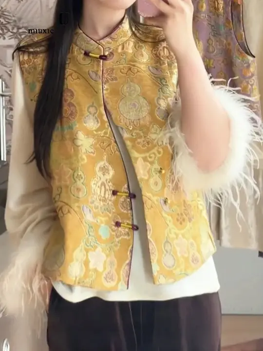 デザイン性豊かな中式刺繍ベスト【レトロ斜衿・盤扣・ノースリーブ・重ね着対応】