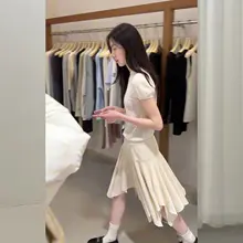 学院風ダイヤモンドチェック柄の短袖ニットトップスと不規則なメッシュスカート【小柄向け・スタイルアップ・セットアップ対応】