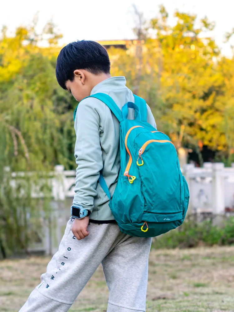 子供用アウトドア小型リュックサック：軽量で折りたたみ可能な小学生向けおすすめアイテム