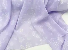 半透明雪绒花デザインの浅紫色ダイリリー柄シフォン生地【和服・ドレス用】