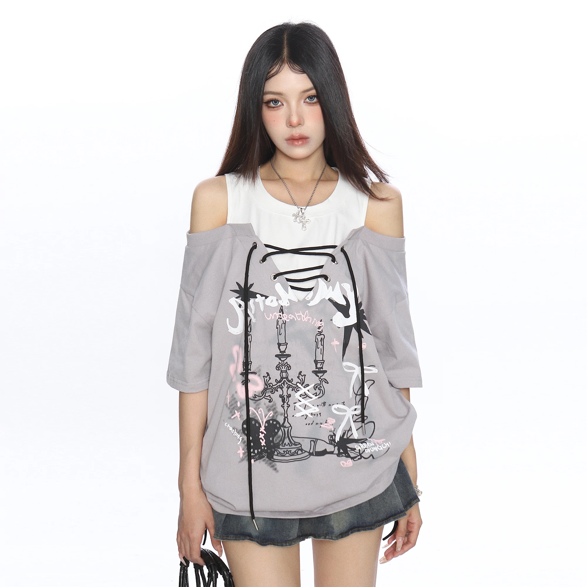 涼しげでスタイリッシュ！ドロップショルダーのカジュアルTシャツ【グラフィックプリント・リボン付き・夏用】（セットアップ対応）
