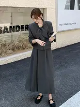 洗練されたデザイン！通勤スタイルの女性用ジャケットとスカート（セットアップ対応）