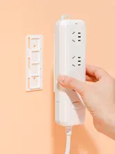 強力な粘着式コンセント固定器【壁面貼付け・ルーター対応・ネジ不要】