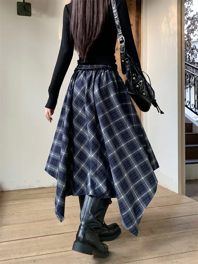 レトロカフェカラー不規則チェック柄ハイウエストAラインスカート【秋用・フレアデザイン・ミドル丈】（セットアップ対応）