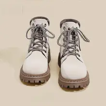 Warrior 大きなラバーソールのマーチンブーツ【レディース・イエロー・ショートブーツ・秋春用】