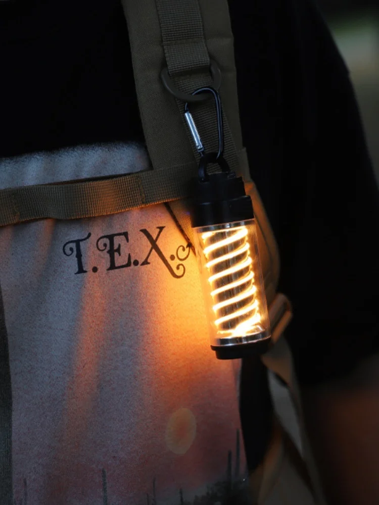 キャンプ用LED充電ランタン：長時間持続・ポータブル設計の実用性と安全性解析