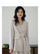 Vネックデザインの女性用中長丈ジャケット【ゆったりシルエット・春用】