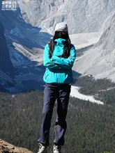 暖かいフリース内蔵の防風アウトドアジャケット【滑り止め・防水・登山・ハイキング対応】