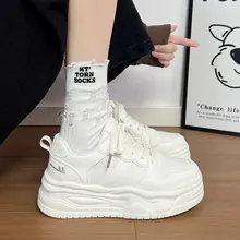 スニーカー レディース クッション厚底 ホワイト 通気性 疲れにくい 着回し スタイルアップ 秋