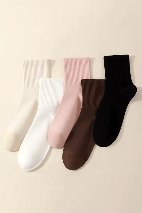 春秋向け 薄手の白いコットン中筒靴下【女性用・極上の柔らかさ】