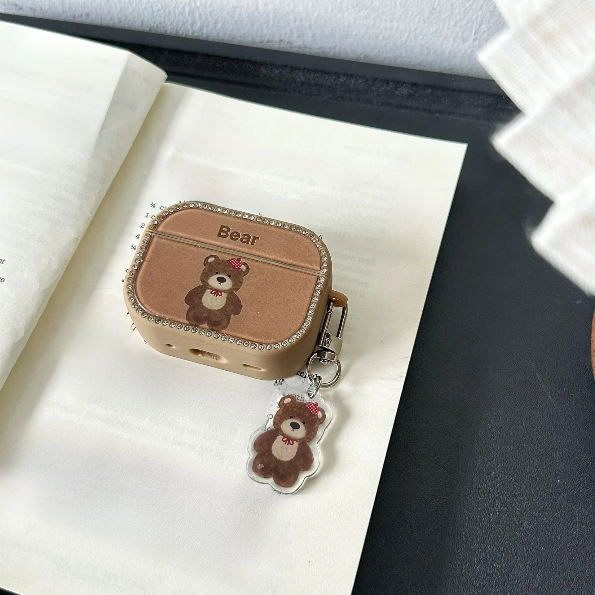 airpods 砂嵐 は本当に必要なのか？その本質的な使い勝手と、日常に溶け込むための選び方