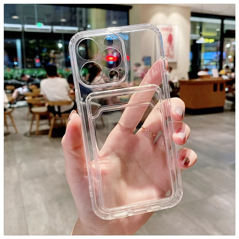 透明カードケース対応のiPhone用スマホケース：写真収納と防落設計の実用性を検証