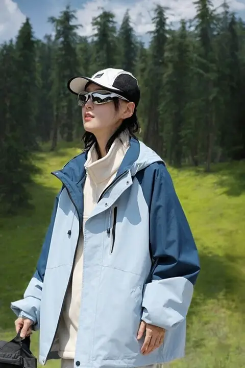 防風防水のアウトドアジャケット【男女兼用・秋冬用・登山用】（セットアップ対応）