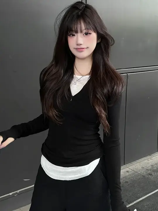 デザインファスナー付き長袖トップス【レイヤード風・秋用・ゆったりタイプ】（セットアップ対応）