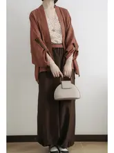 夏にぴったり！飛行機袖のショートブラウスと唐灯籠パンツ【日常用・漢服】（セットアップ対応）