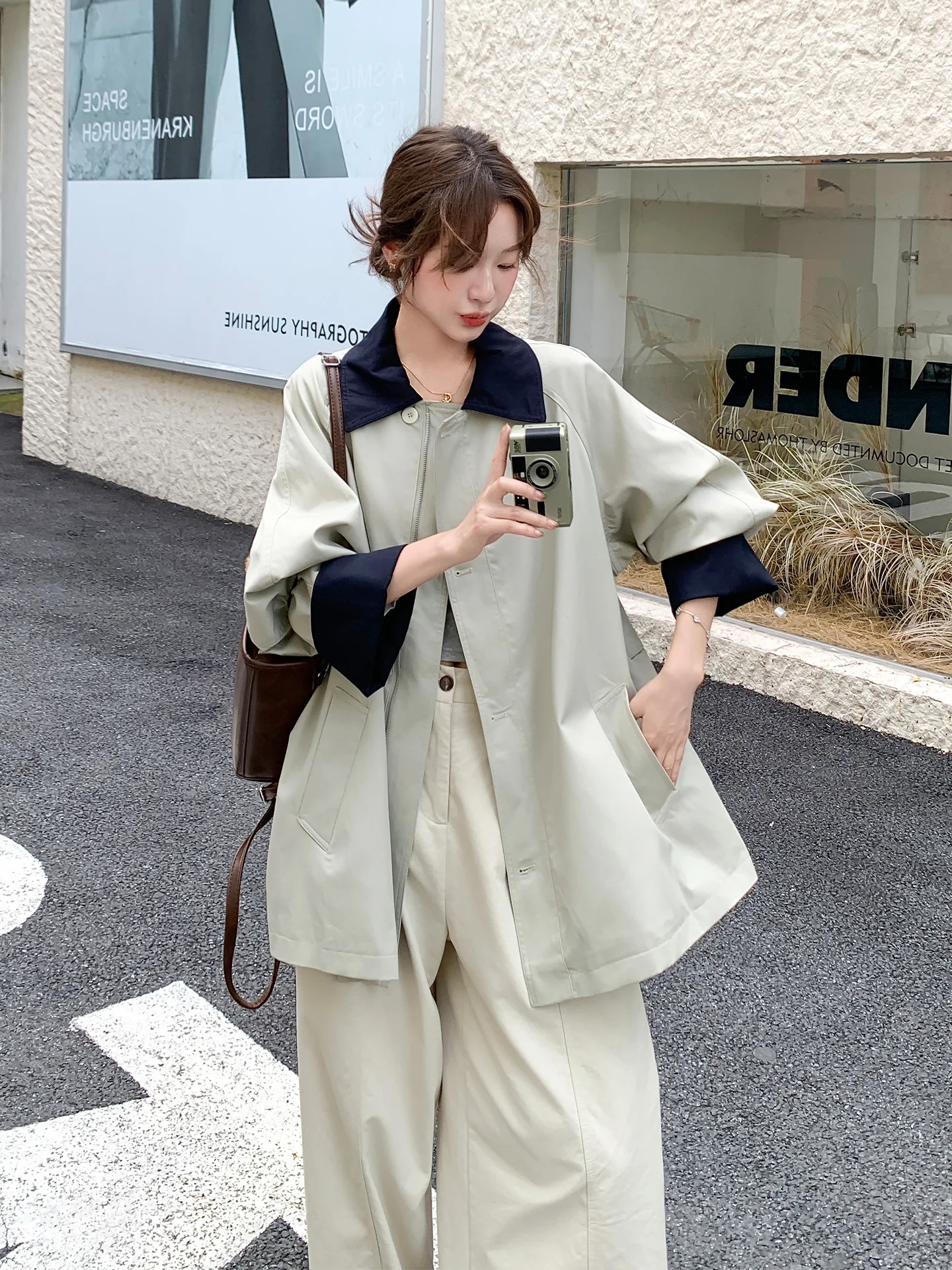 秋の通勤服に迷うなら、この1着で解決できる？