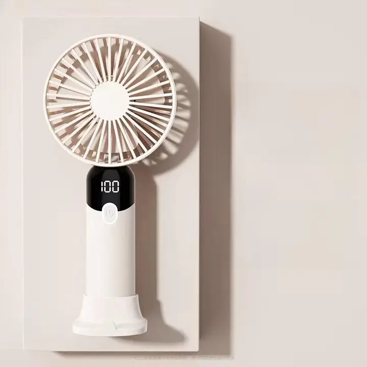 持ち運びに便利なUSB充電式ミニファン【静音・デスク用・スマホスタンド付き】