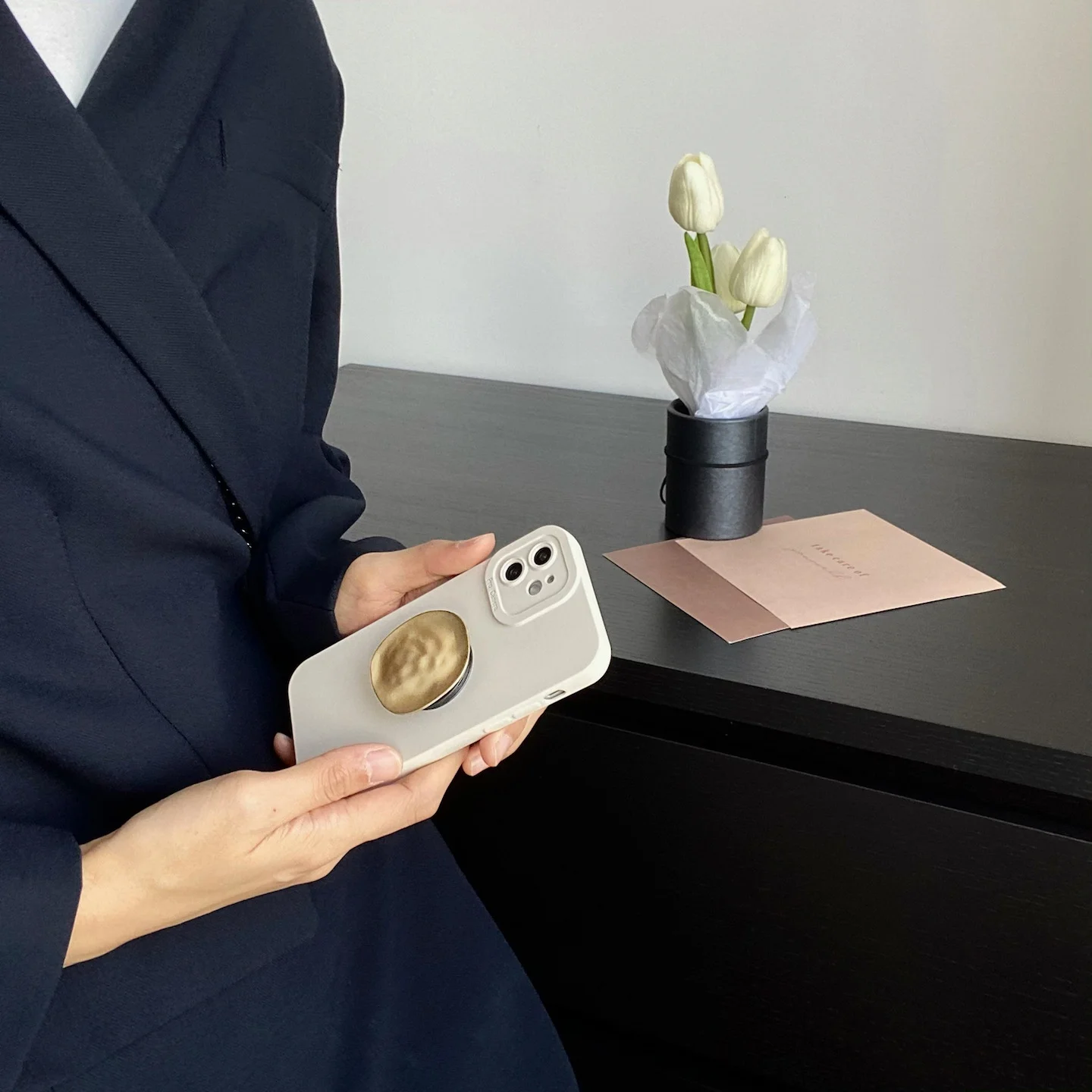 ノッチなし スマホ と 打た方 スマホ の違いを知れば、見やすい画面とシンプルなデザインが手に入る！