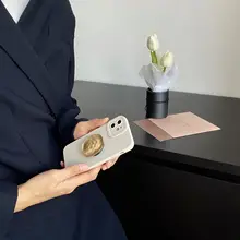 カジュアルなデザインのカキ色スマホケーススタンド【iPhone対応・薄型・高級感あり】