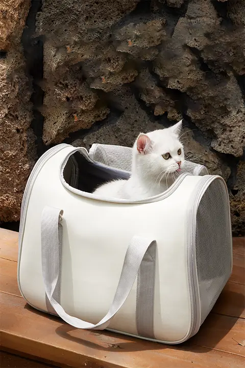 ペットキャリー ペットショルダーバッグ 大容量 猫用 お出かけ 持ち運び便利 動物病院