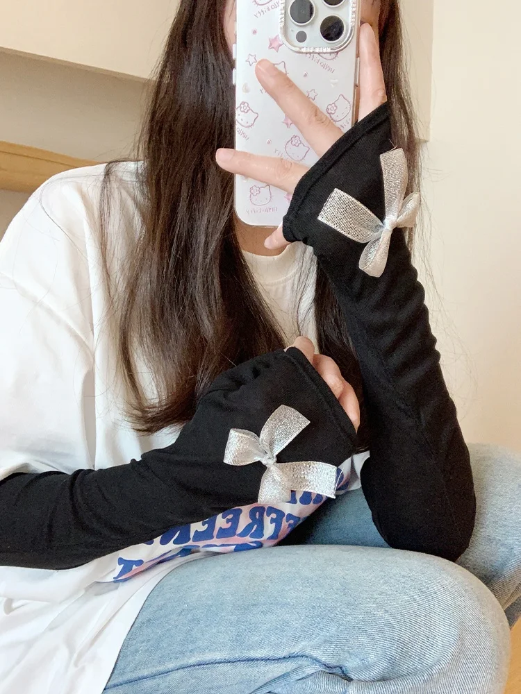 UVカット スポーツウェア で日焼けを防ぐには？リボン付きアームカバーが実は最強の選択肢