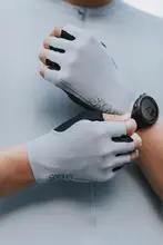 Monton 自転車用半指グローブ【衝撃吸収・通気性・シンプルデザイン】