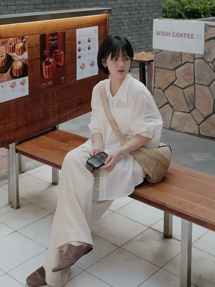 オフィスカジュアル 夏 ジャケットなし どう選ぶ？范思藍恩の通勤シャツが解決するリアルな悩み