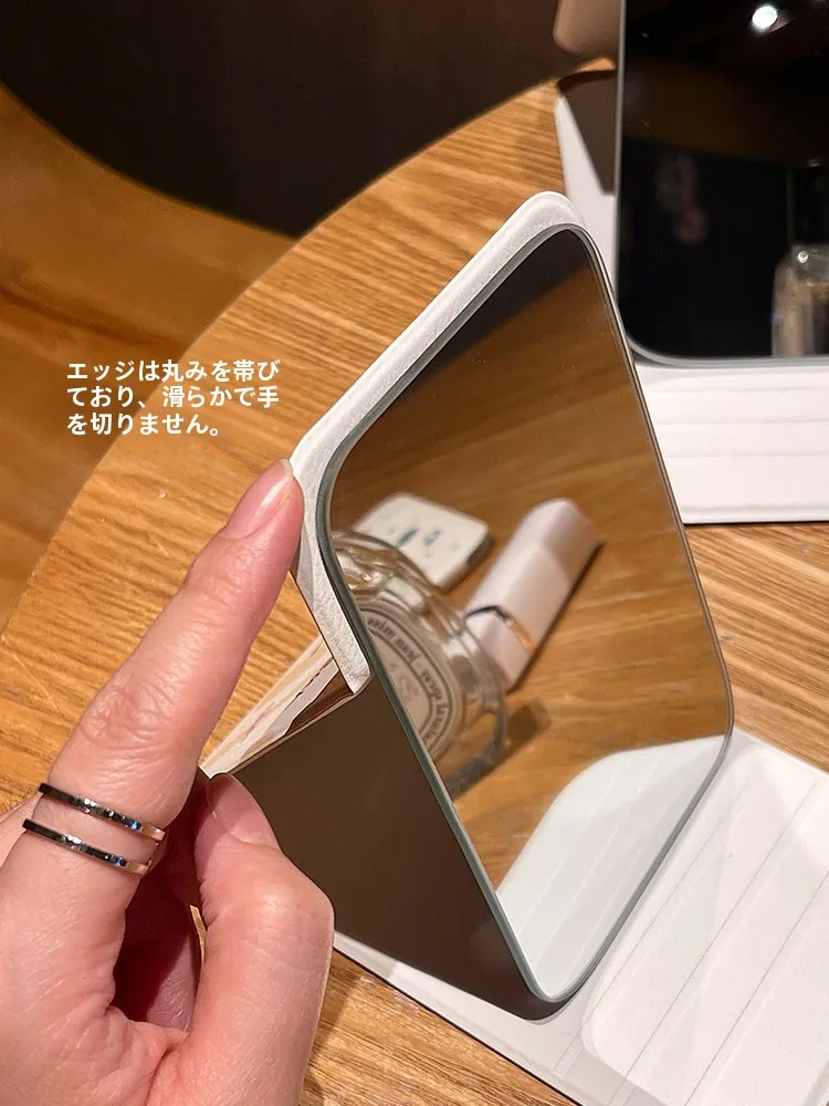 スタンド式折りたたみ化粧鏡：HD高画質でデスクや学生用に最適な使い方と実際の評価