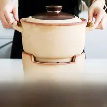 木炭製 小型陶土鍋【伝統的・保温機能・家庭用】
