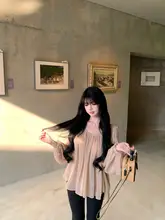 独特なデザインの無地バルーンスリーブブラウス【夏用・女性用・不規則なシルエット】
