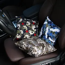 和風デザイン 車用クッション【後部座席用・四季対応・フワフワ素材】