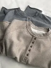 グレー系ヘンリーネック半開きプルオーバー裏起毛カジュアルスウェットシャツ【ゆったりフィット・長袖】