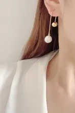 天然バロックパールのスタイリッシュなイヤリング【シンプルでモダンなデザイン・ユニセックス】