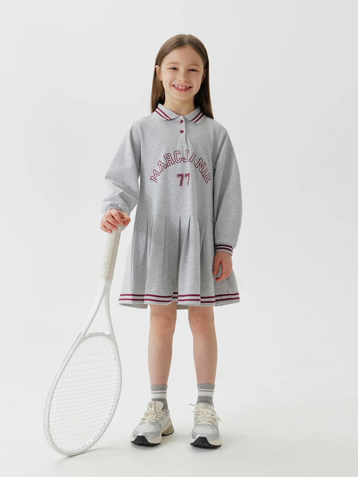 16度cに適した子供の服としてのポロ襟ワンピース【元気な学院スタイル・春用】