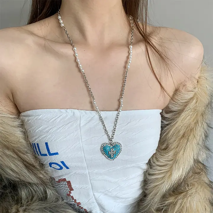 復古風十字架デザインのブルー ハートペンダントネックレス【重ね着用・女性用】