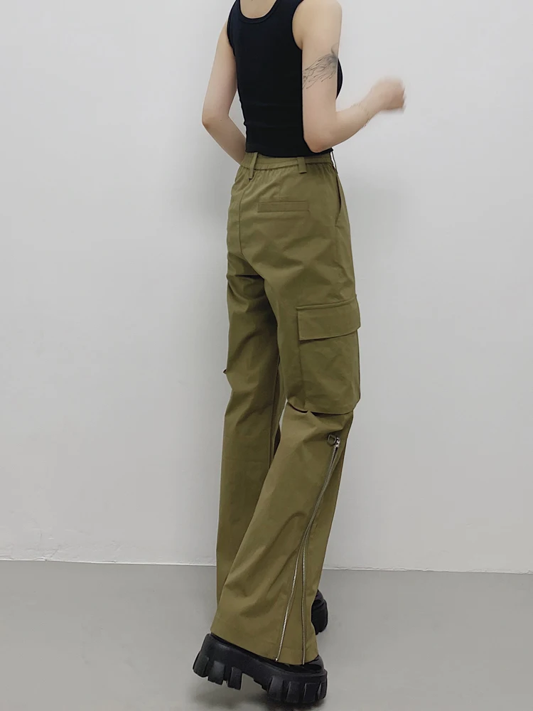 カーゴパンツ コーデ レディース  完全ガイド｜ミリタリーグリーンの高腰ワイドレッグが解決する通勤の悩み