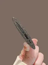 黒色スワロフスキー付き雲朵型ヘアクリップ【前髪用・サイドクリップ】