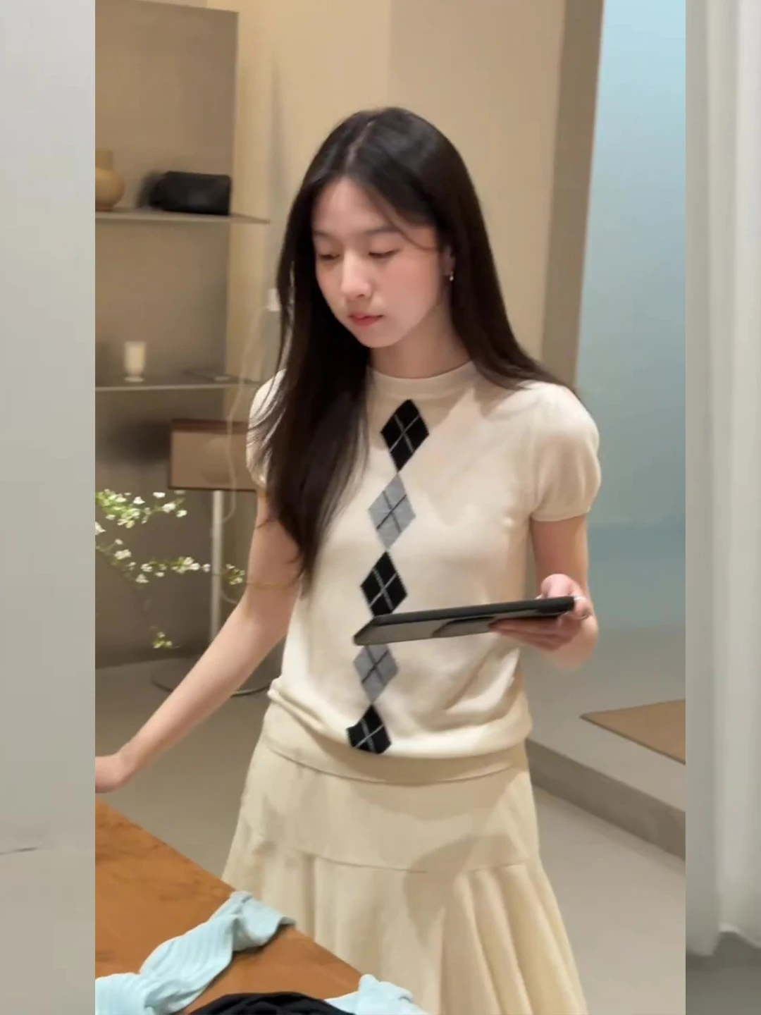 20代前半の春服選びで迷うなら、この1着で解決できる？