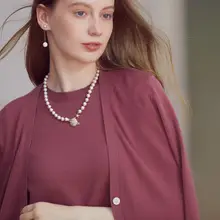 シンプルなウールVネック長袖カーディガン【ベーシック・スタイルアップ・洗練デザイン】