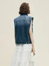 ビンテージ風デニムベスト【ブルー・ひなぎく刺繍・重ね着対応】（セットアップ対応）