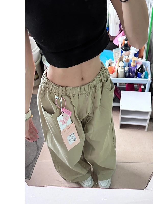 ハイウエストタックワイドパンツ：カーキロングパンツの実用性と着心地の詳細解析