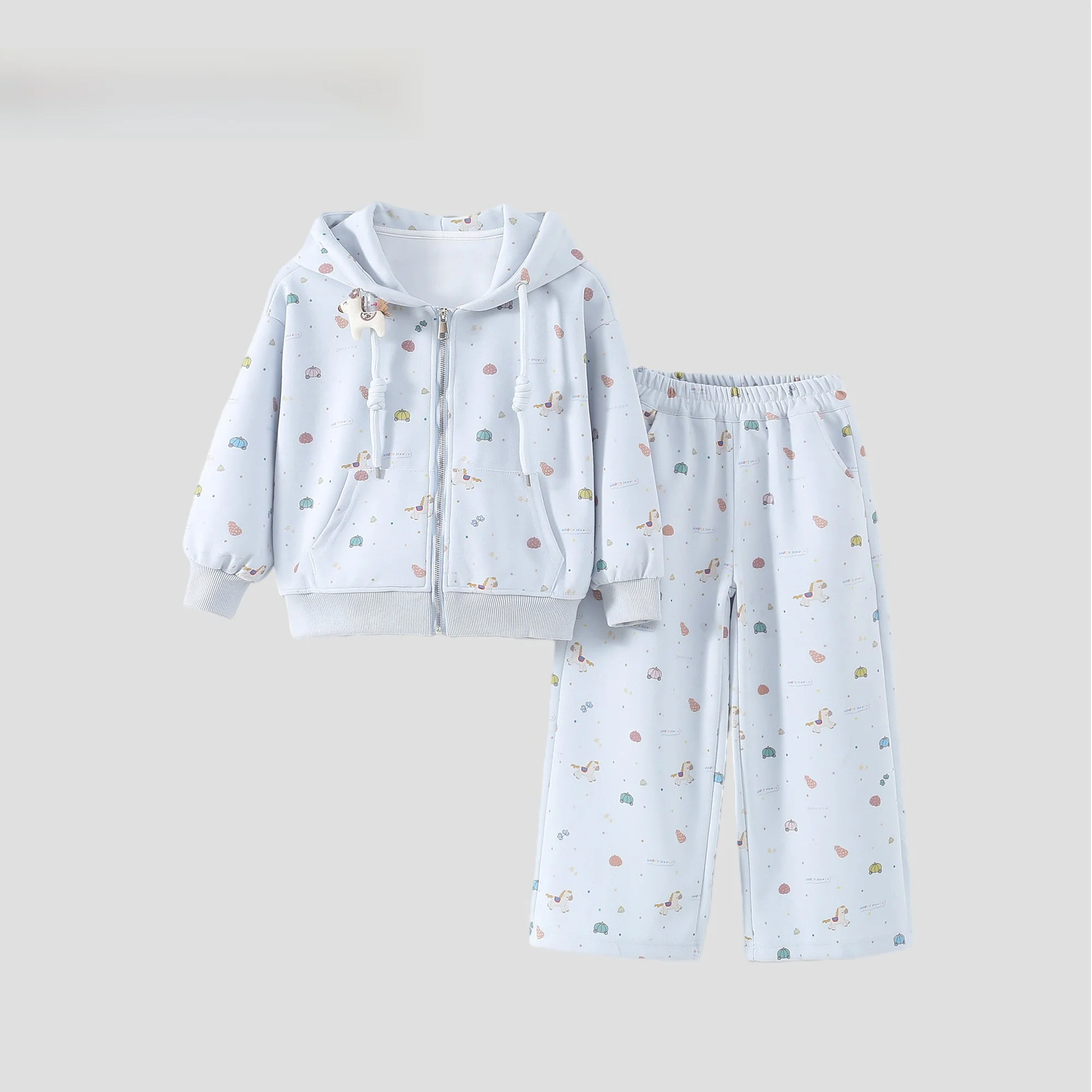 女の子用春秋向けアニメプリントファッションセットアップ：可愛い・おしゃれな日常スタイルの実用性とデザイン解析