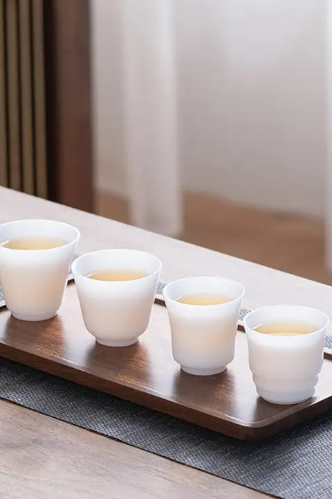 小さな茶杯 単品 家庭用 陶器 氷種玉瓷 ラグジュアリー