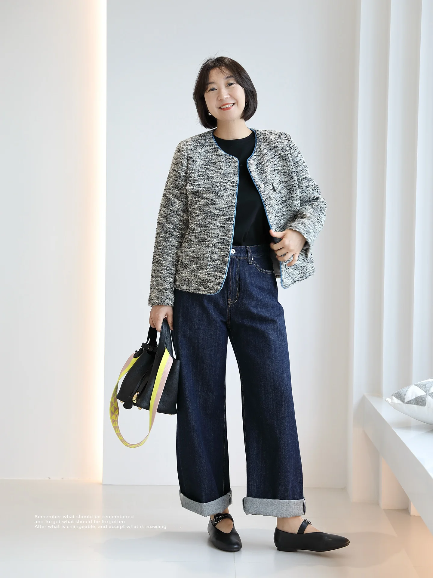 グレージュの服は本当に上品なのか？その本質と、日常に取り入れるための3つのポイント