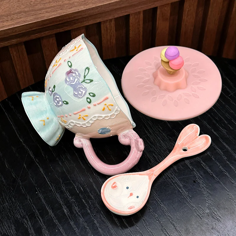 手作り浮彫り陶器マグカップ【可愛らしいデザイン・家庭用・牛乳・シリアルに最適】