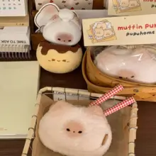 可愛いデザインの毛糸製猫型小物入れ【ふわふわ・収納便利】（セットアップ対応）
