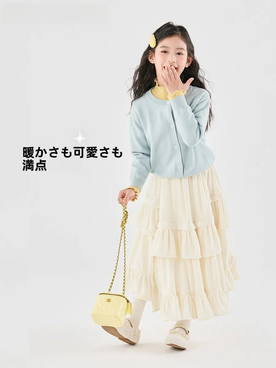 2歳の女の子にぴったりの冬の服は？プリンセススカートの選び方と実際の使い方