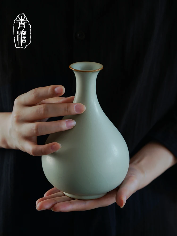 おうち時間を豊かにするおすすめアイテム：翡翠の花瓶の定義と特徴