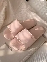 室内スリッパ ユニセックス 型押しレザー調 上品 滑り止め 軽量 クッション性 来客用 ペア 夏用
