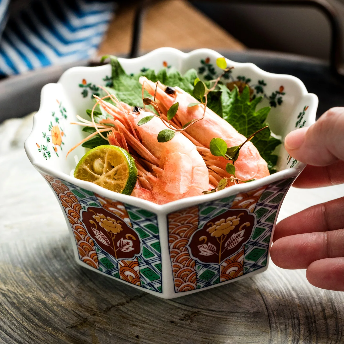 六角形の和食用碗：懐石料理向けレトロデザインの陶器ボウル